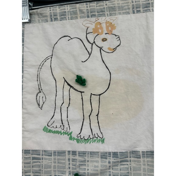 Vintage Handmade Baby Quilt Folk Art Animal Blanket Patchwork Nursery 37x37 - Picture 9 of 9